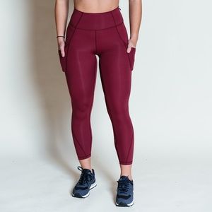 P'tula Crystal Port Wine 25” High Waisted 7/8 Pocket Leggings